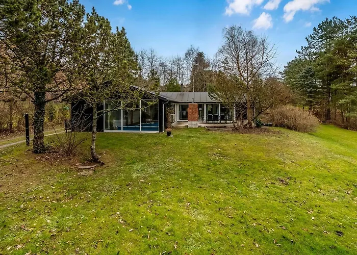 Simjanka - 800m From The Sea By Interhome Feriehus *